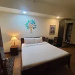 Kl Premier Suites At Times Square